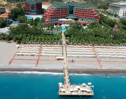 DELPHIN DELUXE RESORT