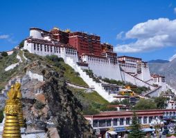 Настаняване в хотели 4*