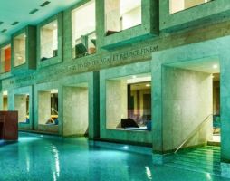 Настаняване в хотели 4*