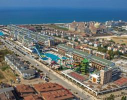 Crystal Waterworld Park Resort & Spa