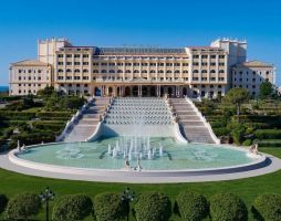 Titanic Mardan Palace