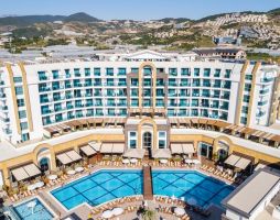 The Lumos Deluxe Resort Hotel & Spa