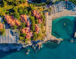 Senza Garden Holiday Club