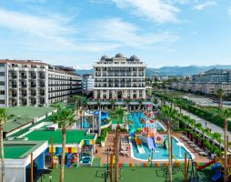 Serenity Queen Hotel