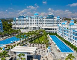 Rubi Platinum Spa Resort & Suites