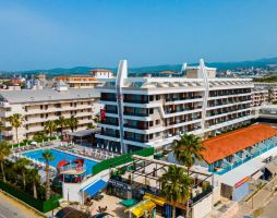 Grand Kolibri Prestige & Spa
