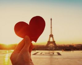 Екскурзия във ФРАНЦИЯ - Свети Валентин в ПАРИЖ, 3 нощувки със самолет и обслужване на български език!