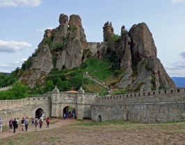 Екскурзия до Белоградчик, Белоградчишките скали, Видин и пещерата Магура