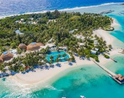 Holiday Inn Resort Kandooma Maldives