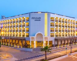 ADA JULIAN HOTEL
