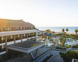 LUNA VISTA BELEK (Ex. CLOVER MAGIC SEAGATE)