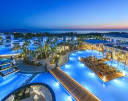 STELLA ISLAND LUXURY RESORT AND SPA