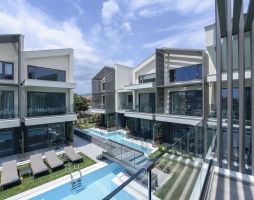 SERENITY SUITES