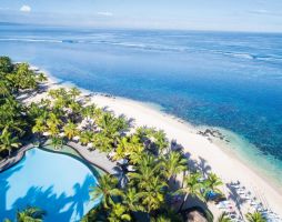 VICTORIA BEACHCOMBER RESORT & SPA