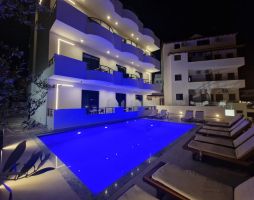 HOTEL MONEL