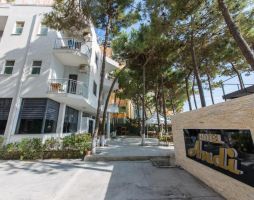 HOTEL ANDI