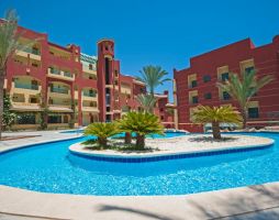 SUN & SEA HOTEL