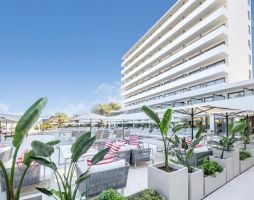 FERGUS STYLE TOBAGO (ADULTS-ONLY 16+)