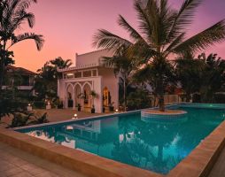 AHG HISIA NUNGWI EXPERIENCE HOTEL