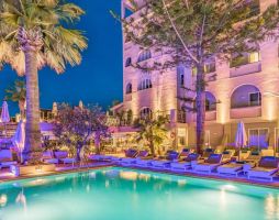GLAROS HOTEL