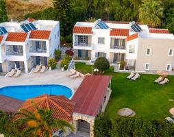 IPHIGENIA MYTHIC RETREAT