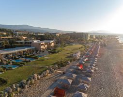 AQUILA RITHYMNA BEACH