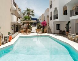 NAMI HOTEL & SUITES