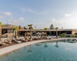 PNOE BREATHING LIFE HOTEL
