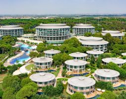 CALISTA LUXURY RESORT