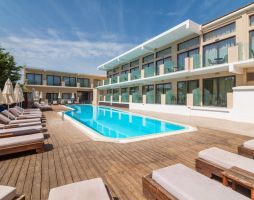 SELYRIA RESORT