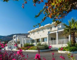 LINDOS WHITE HOTEL