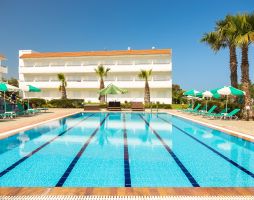 PYLEA BEACH HOTEL