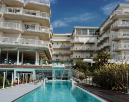 Hotel Le Soleil или подобен