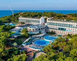 Good Life Utopia Family Resort