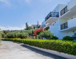 Semiramis Village Hotel 4*