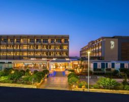 I-RESORT BEACH HOTEL AND SPA
