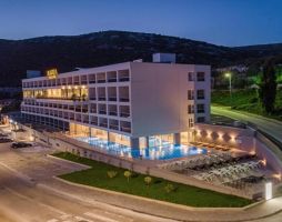 Marea Hotel and Spa
