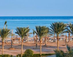Coral Sea Water World Resort