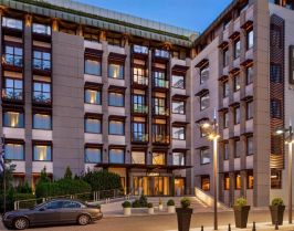 НОВА ГОДИНА 2026 В СОЛУН - LAZART HOTEL THESSALONIKI 5* / ПАКЕТ 3 НОЩУВКИ В ПЕРИОД: 29.12.2025 - 03.01.2026